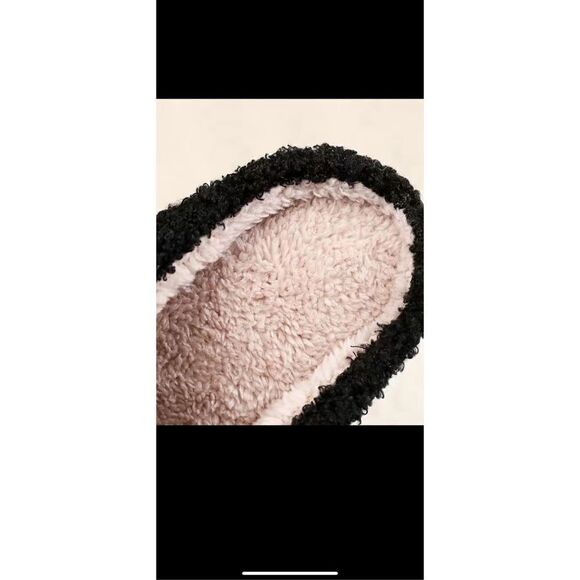 COPY - Six lil  ghost themed, plush lined slippers size 8.5-9 - Picture 2 of 10